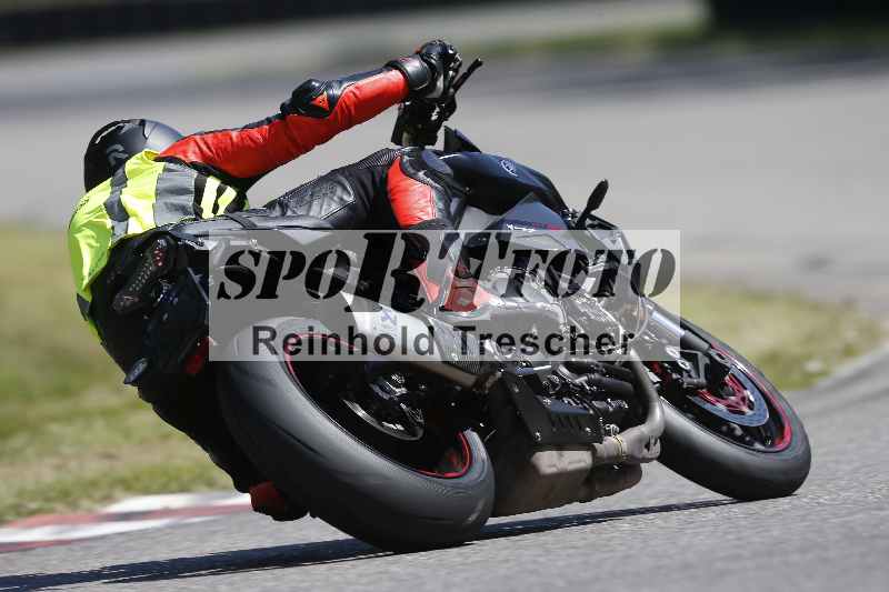 /43 08.08.2025 Discover the Bike ADR/Race 3 rot/69